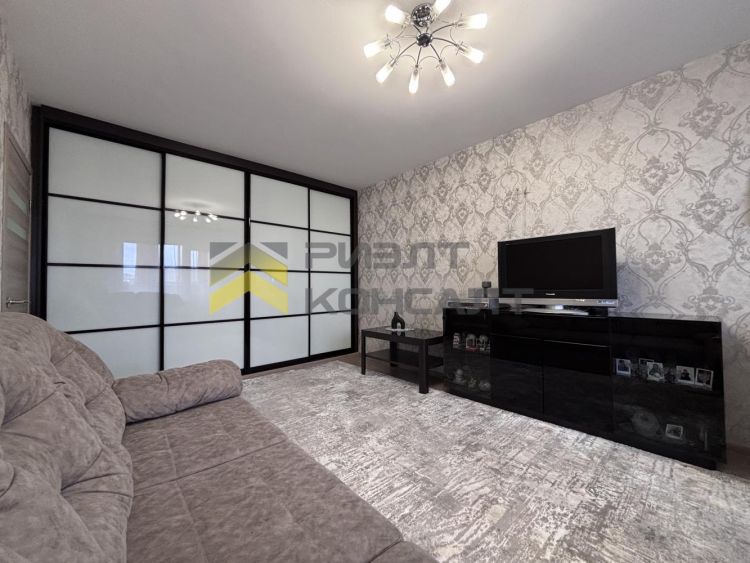 2-комн. квартира, Вторичка, 58м², 7/10 этаж